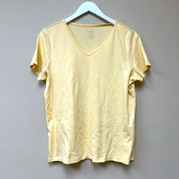 LL Bean Size Large Butter Yellow Tee - Picture 1 of 7